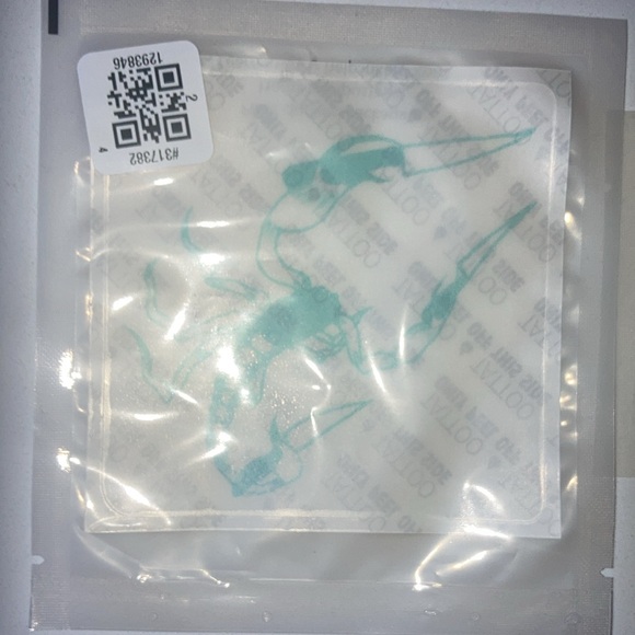 Two temporary tattoos - Picture 5 of 7